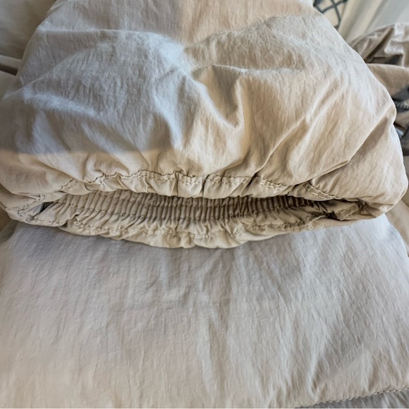 Zara Women's Light Beige Puffer Jacket with hood NWT - Picture 15 of 16